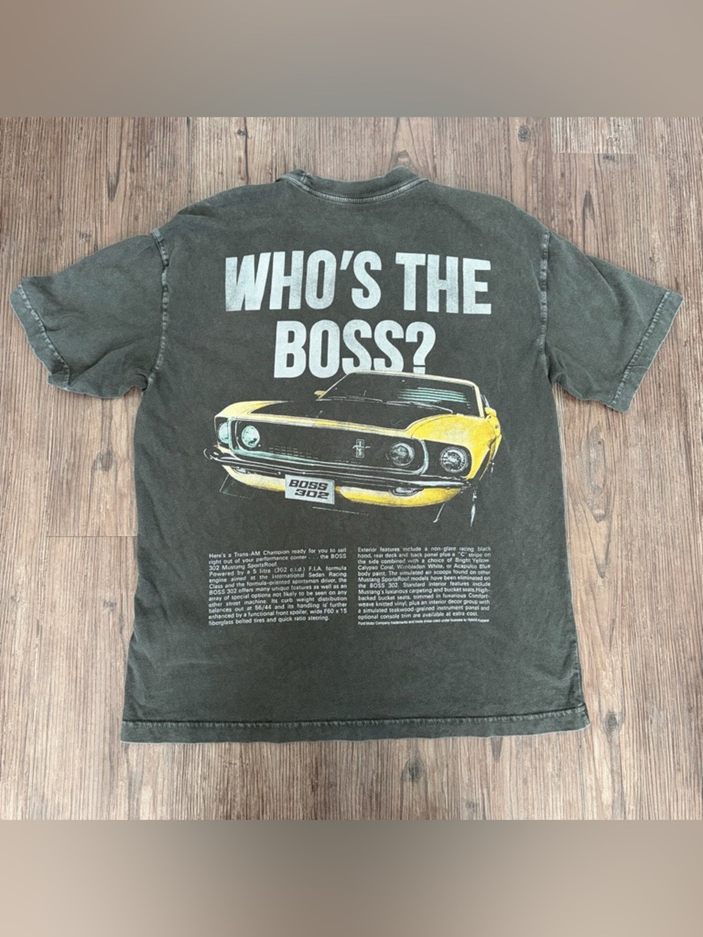 ABERCROMBIE & FITCH GARMENT DYED MUSTANG WHO’S THE BOSS T-SHIRT BLACK MEN SMALL